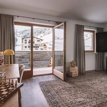 - 177 * جيرلوس