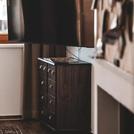 - 177 شقة جيرلوس